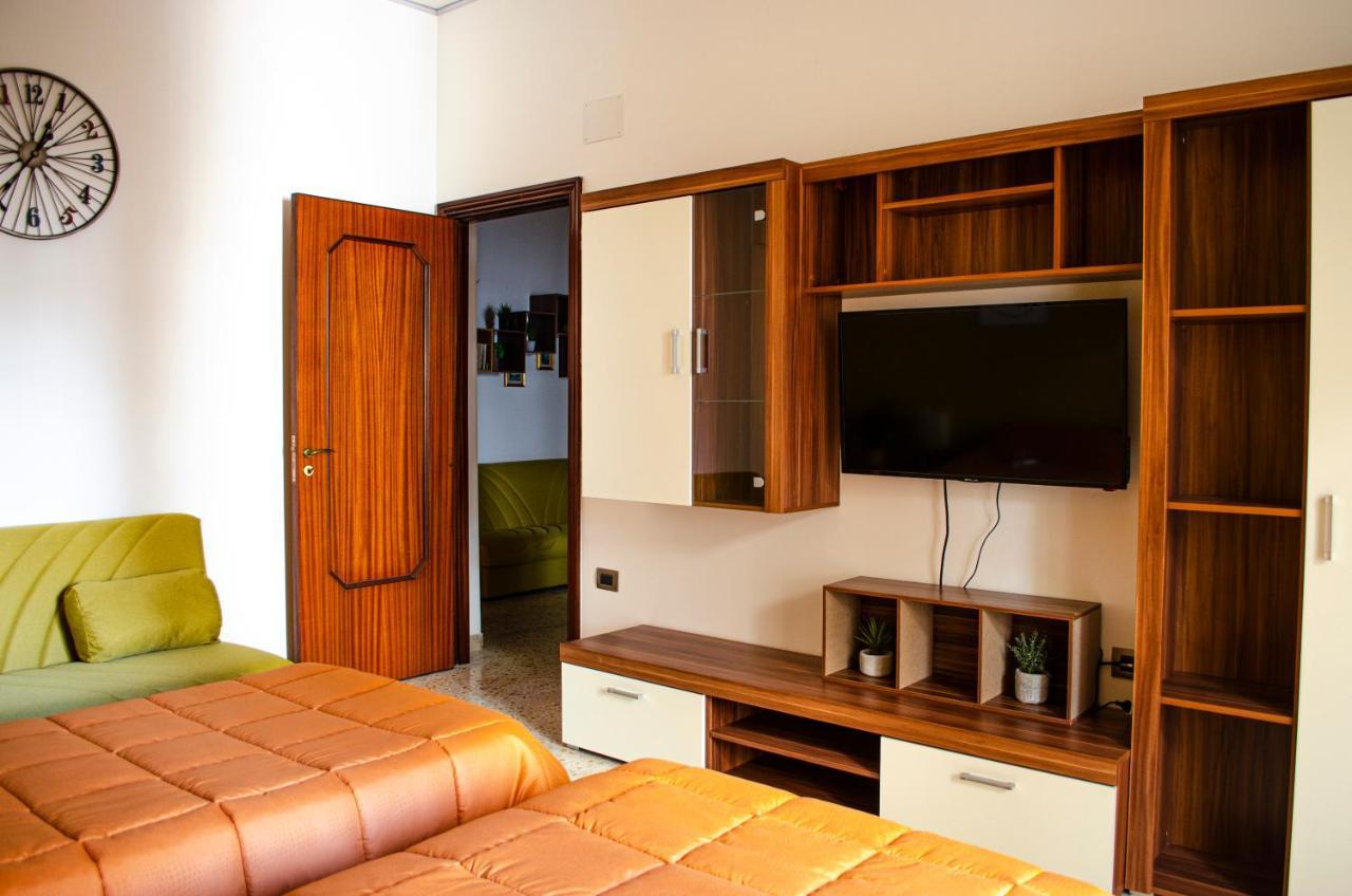 Primopiano Holiday House Salerno Exteriör bild